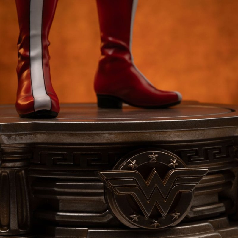DC Comics statuette Legacy Replica 1/4 Wonder Woman 56 cm