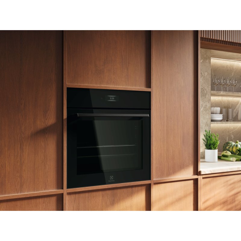 Electrolux LOX8P87WZ four 72 L 3490 W Noir