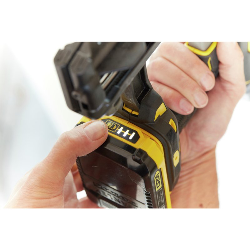 Stanley SFMCN616B-XJ nailer/staple guns Battery