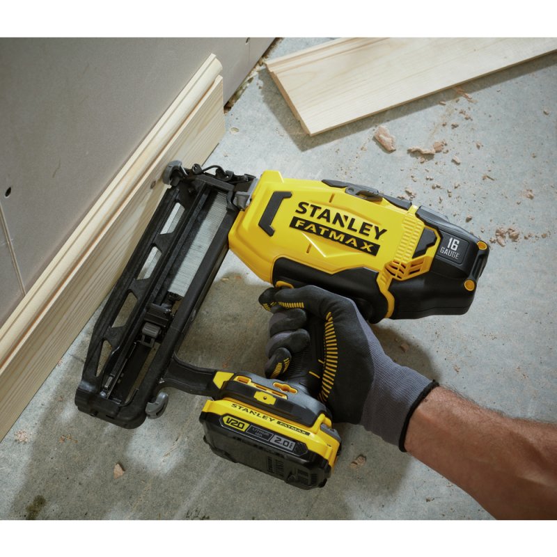 Stanley SFMCN616B-XJ Cloueuse et agrafeuse Batterie