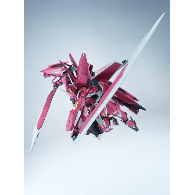 X-PLAY - J-20 Cang Wei Crimson Flowing Gold - Model Kit 21cm
