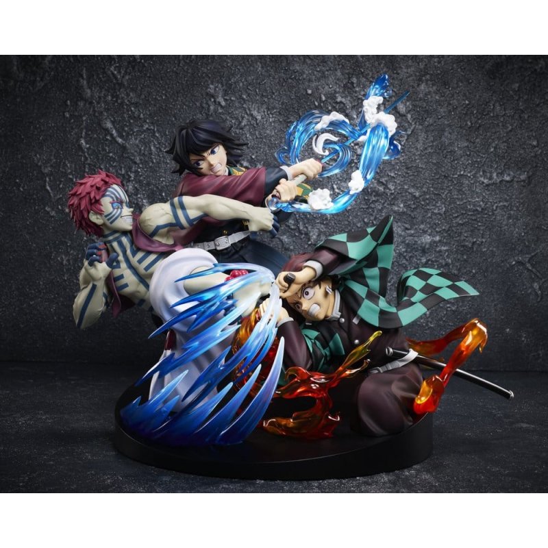Demon Slayer: Kimetsu no Yaiba PVC Figure Tanjiro Kamado & Giyu Tomioka & Akaza 13 cm