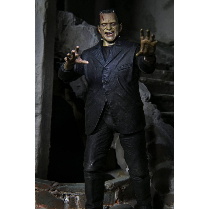 UNIVERSAL MONSTERS - Ultimate Frankenstien - Figurine articulée 18cm