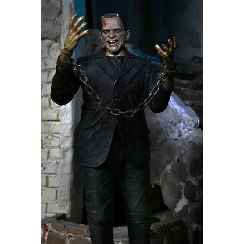 UNIVERSAL MONSTERS - Ultimate Frankenstien - Figurine articulée 18cm