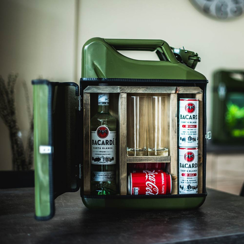 Jerrycan - Mix Drink Bar