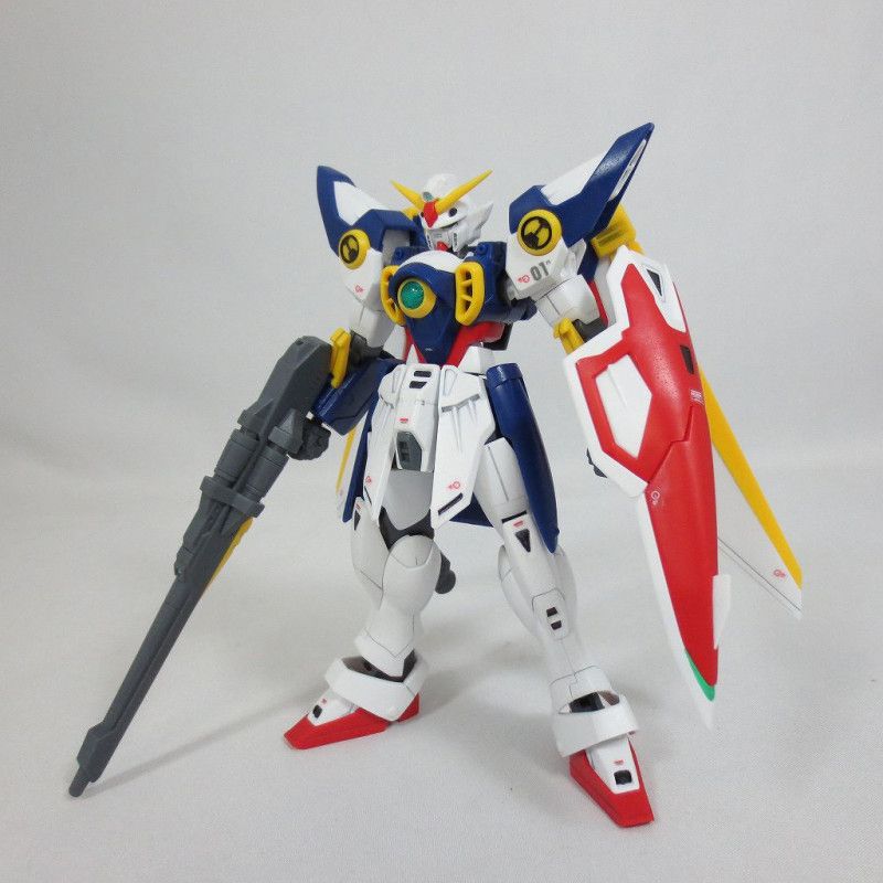 GUNDAM - Model Kit - HG 1/144 - Wing Gundam - 13 CM