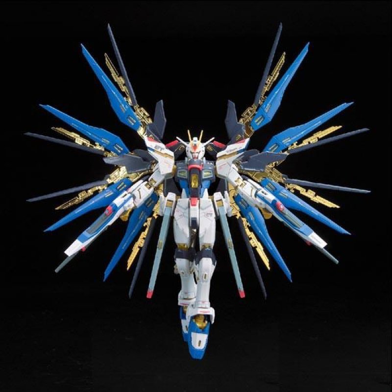 GUNDAM - MG 1/100 - Strike Freedom Gundam Full Burst Mode - 30cm