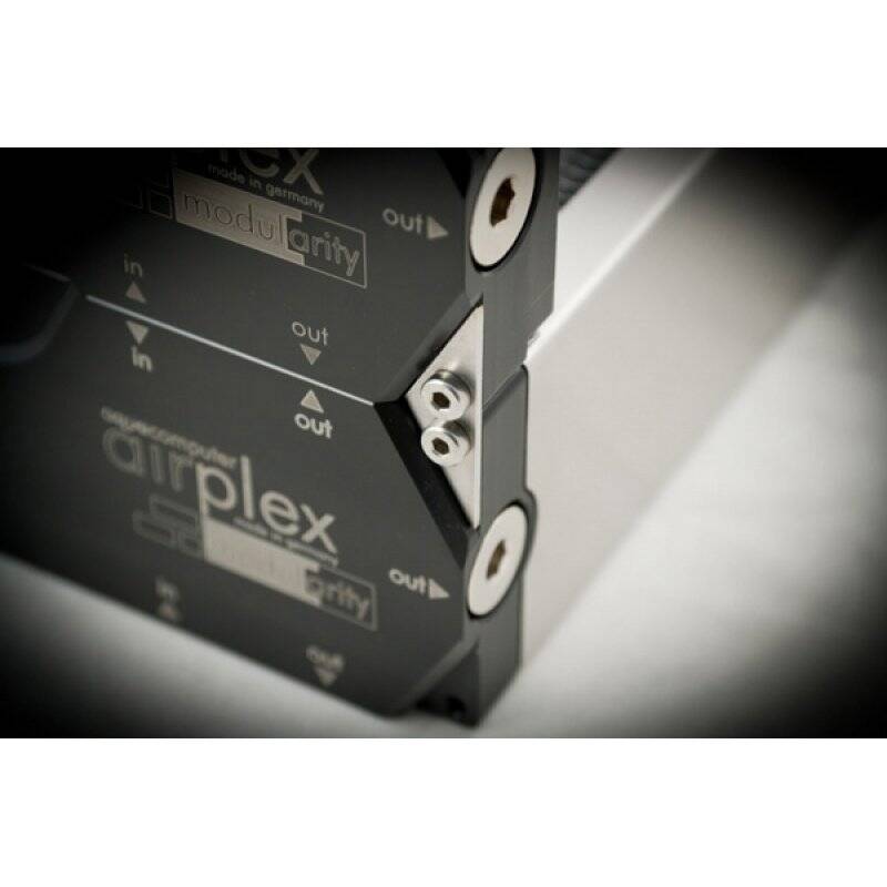 Aquacomputer Set of interconnection plates (horizontally stacked) for airplex modularity system