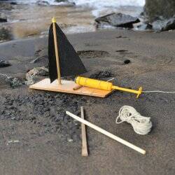 Huckleberry Make Your OWn Motor Boat