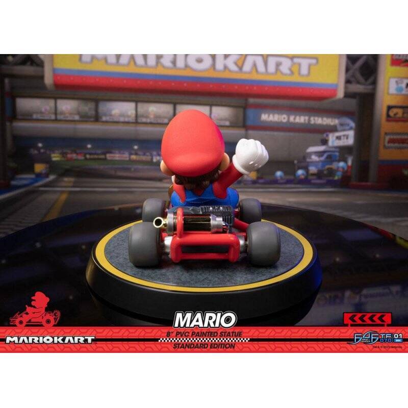 MARIO KART - Mario - Statuette Standard Edition 19cm