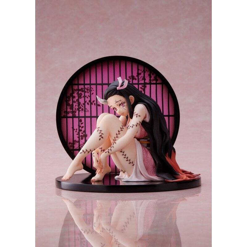 Demon Slayer: Kimetsu no Yaiba statuette 1/8 Entertainment District Arc Nezuko Kamado (Demon Form Advancing Version) 12 