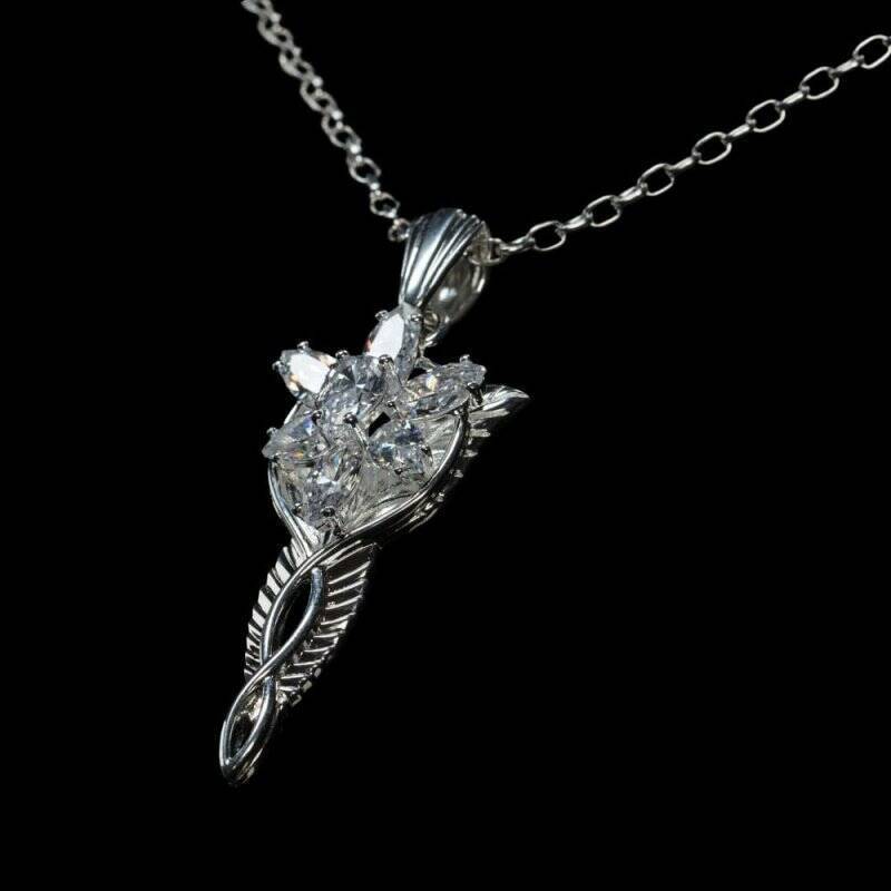 Le Seigneur des Anneaux réplique 1/1 pendentif & collier Arwen Etoile du Soir (argent sterling)