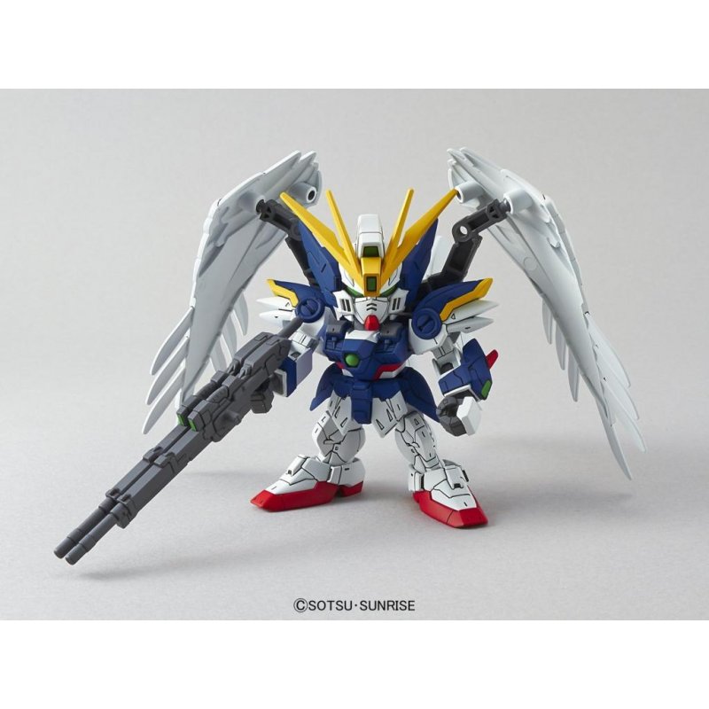GUNDAM - SD Gundam EX-Standard 004 Wing Gundam Zero (EW) - Model Kit