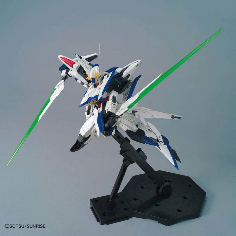 GUNDAM - MG 1/100 NO NAME YET - Model Kit