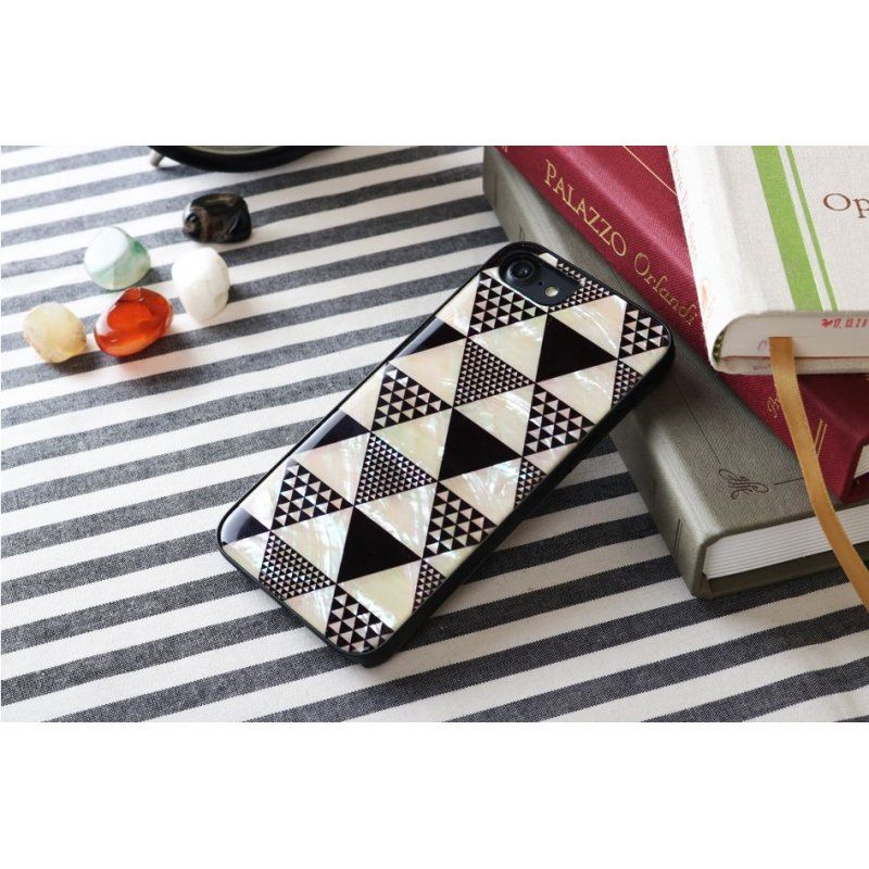 iKins case for Apple iPhone 8/7 pyramid black