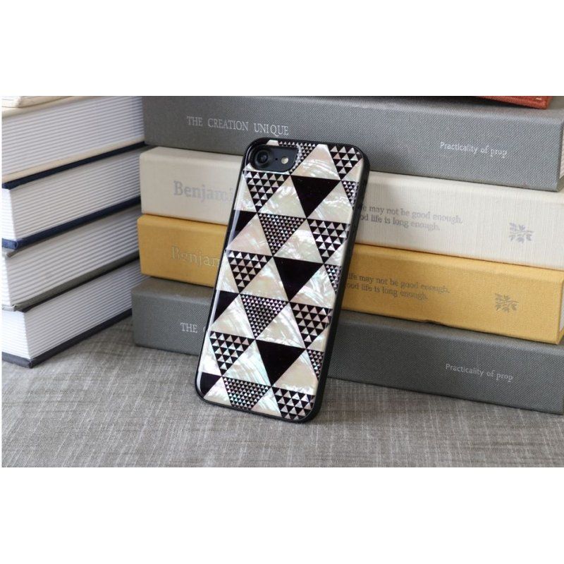 iKins case for Apple iPhone 8/7 pyramid black
