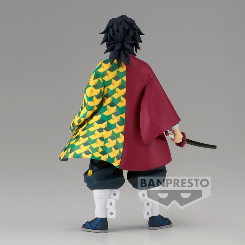 Demon Slayer: Kimetsu No Yaiba - Vol.46 - Giyu Tomioka Statue 17cm